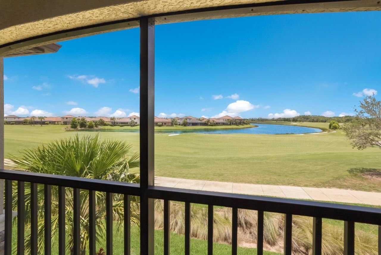5557 Palmer Circle, Unit 202, Bradenton, FL 34211 Photo
