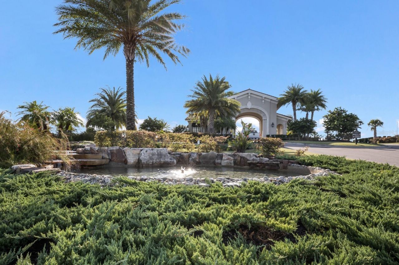 5557 Palmer Circle, Unit 202, Bradenton, FL 34211 Photo