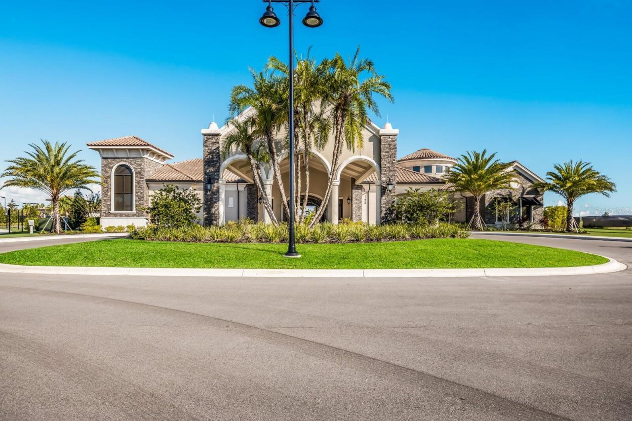5557 Palmer Circle, Unit 202, Bradenton, FL 34211 Photo