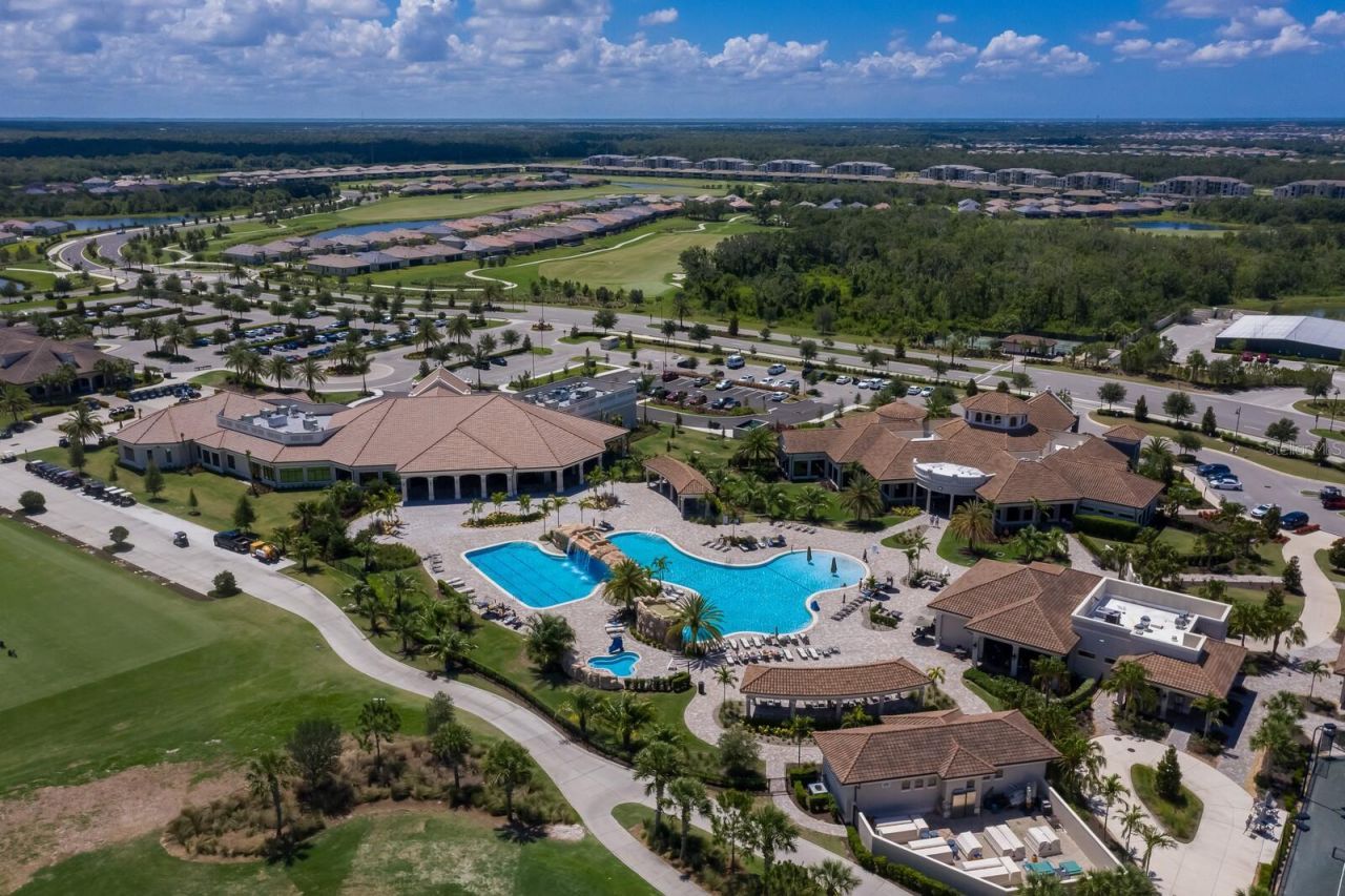 5557 Palmer Circle, Unit 202, Bradenton, FL 34211 Photo