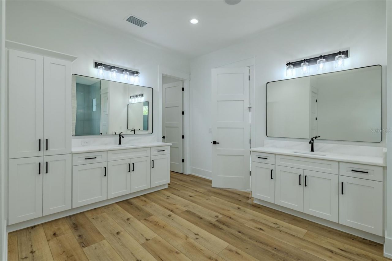 3515 Powerline Road, Lithia, FL 33547 Photo