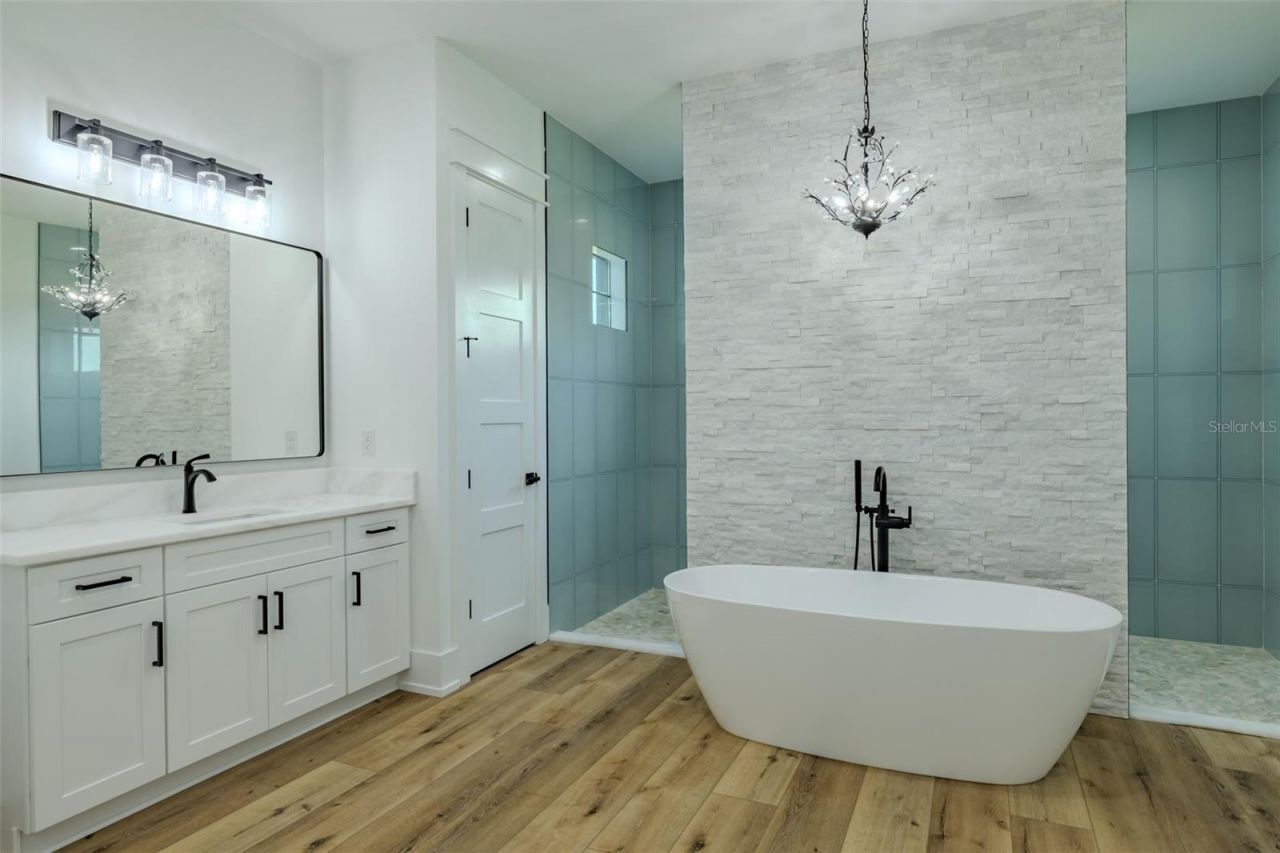 3515 Powerline Road, Lithia, FL 33547 Photo