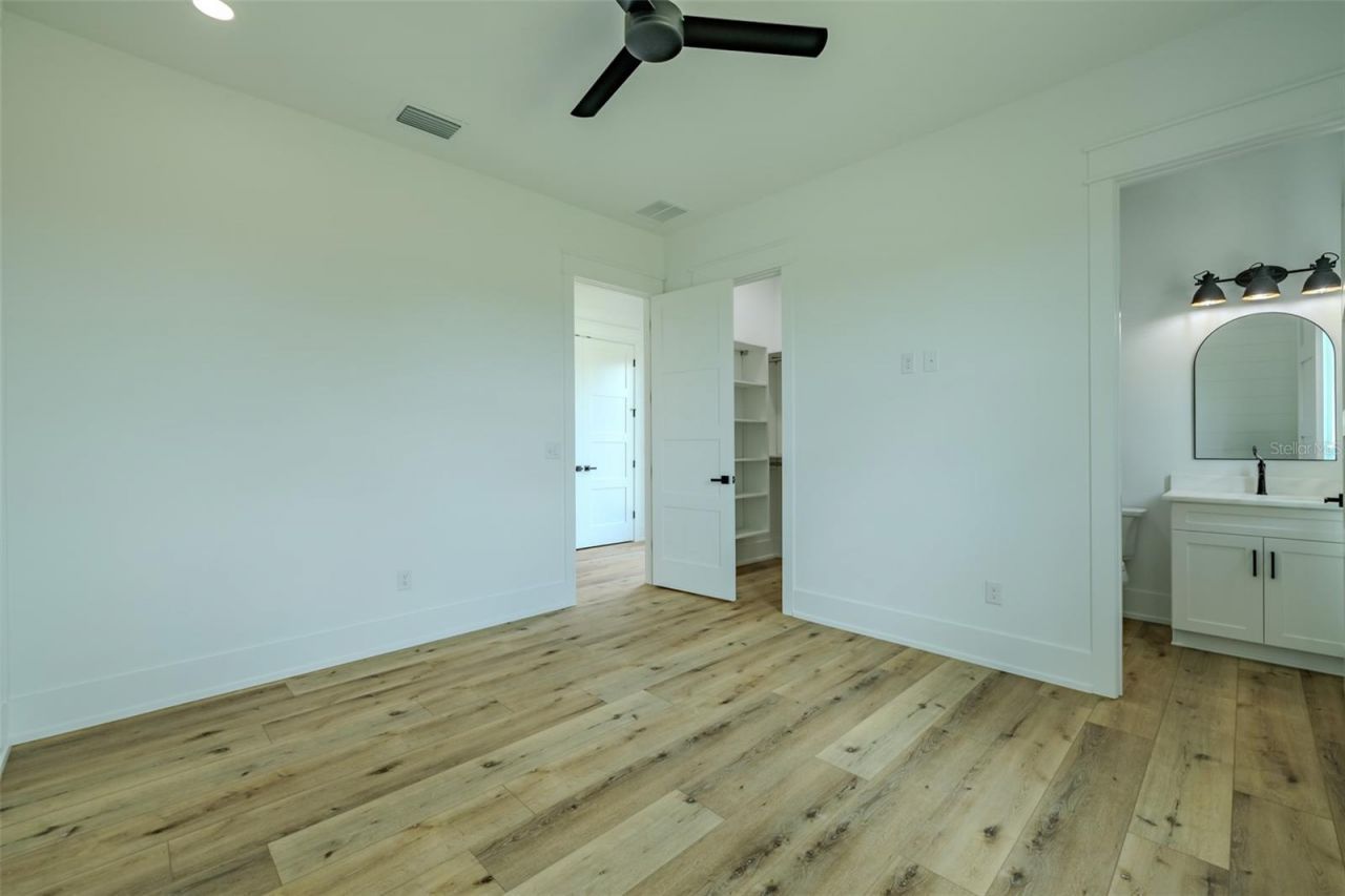 3515 Powerline Road, Lithia, FL 33547 Photo