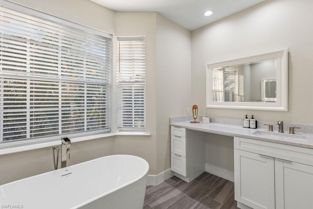 1100 Royal Palm Dr, Naples, FL 34103 Photo