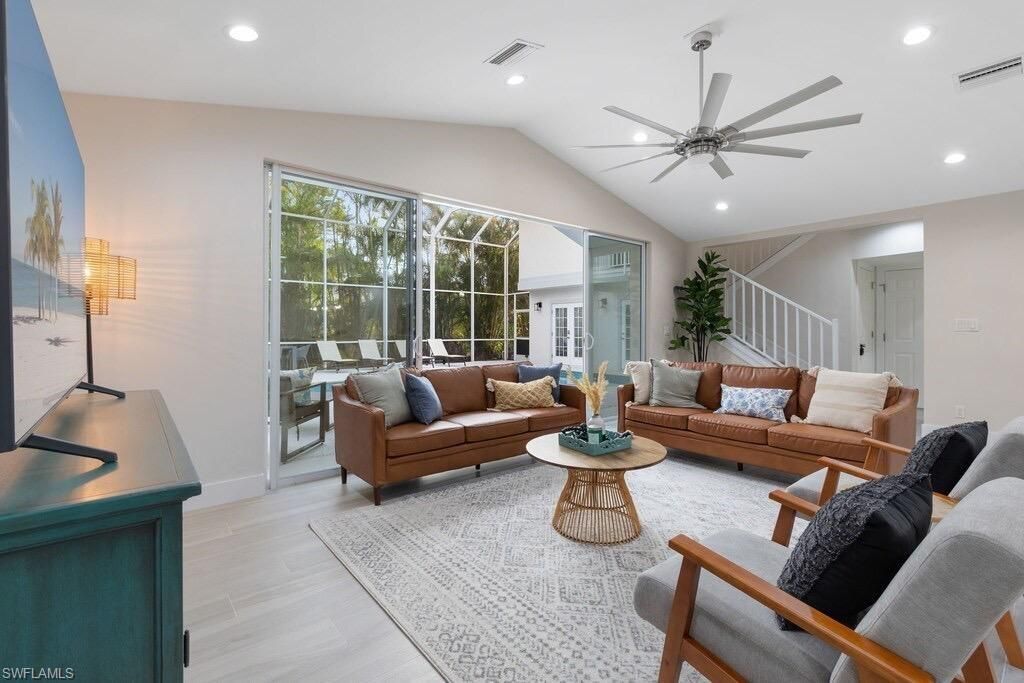 1100 Royal Palm Dr, Naples, FL 34103 Photo