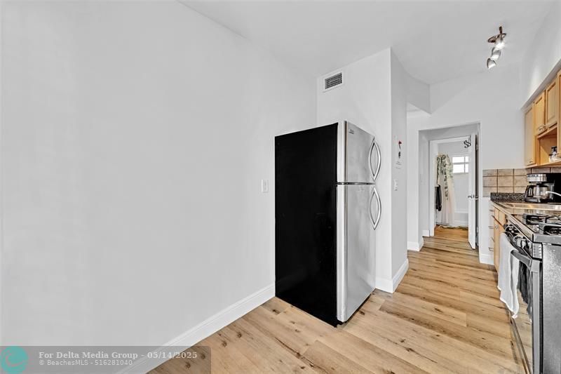 805 NE 17th Avenue, Unit 4, Fort Lauderdale, FL 33304 Photo