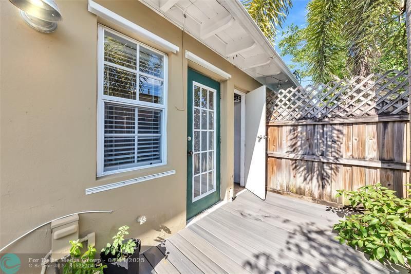 805 NE 17th Avenue, Unit 4, Fort Lauderdale, FL 33304 Photo