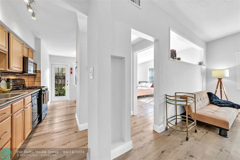 805 NE 17th Avenue, Unit 4, Fort Lauderdale, FL 33304 Photo