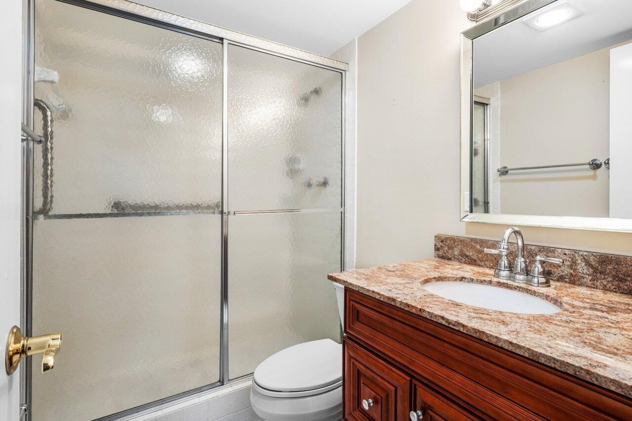 2008 S Federal Highway, Unit 206, Boynton Beach, FL 33435 Photo