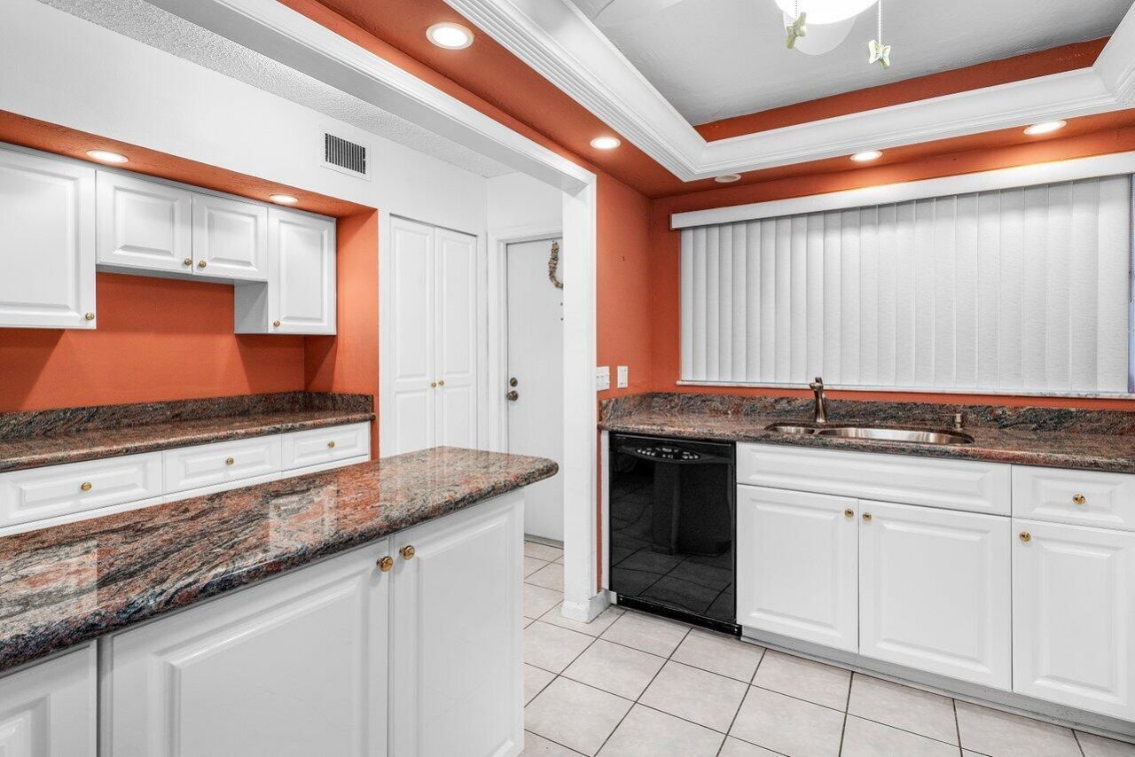 2008 S Federal Highway, Unit 206, Boynton Beach, FL 33435 Photo