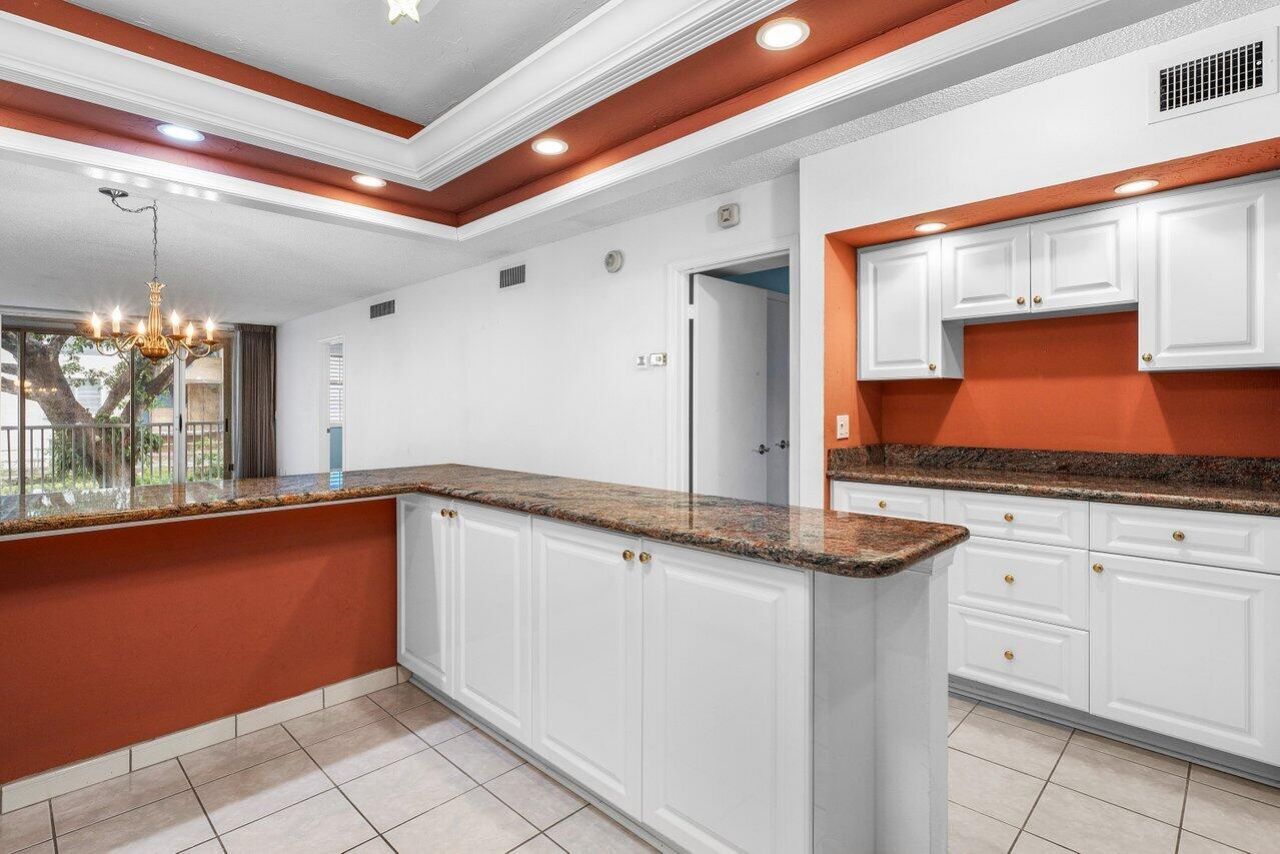 2008 S Federal Highway, Unit 206, Boynton Beach, FL 33435 Photo