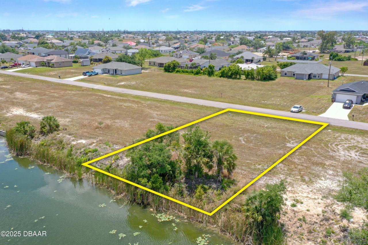 3023 NE 5th Place, Cape Coral, FL 33909 Photo