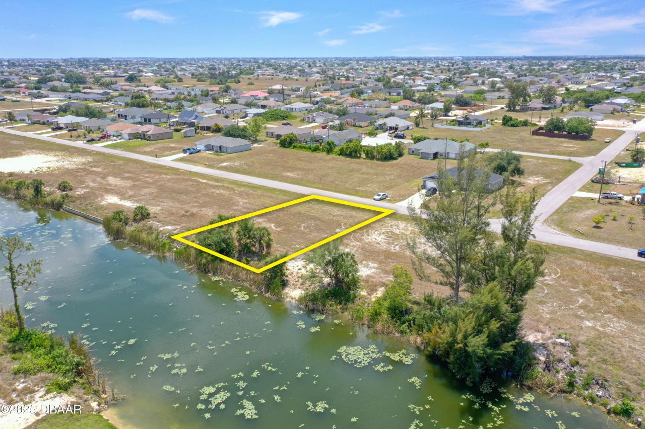 3023 NE 5th Place, Cape Coral, FL 33909 Photo