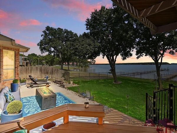 8913 Sunrise Point Court, Fort Worth, TX 76135