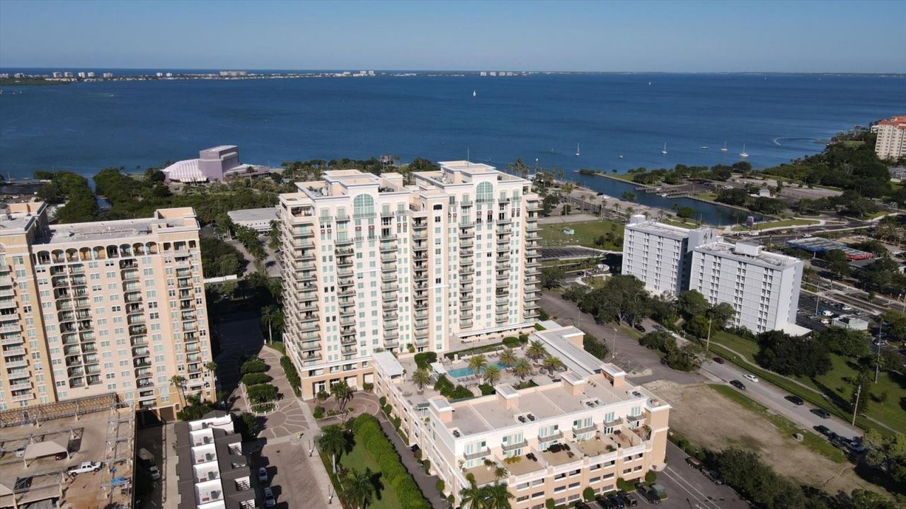 800 N Tamiami Trail, Unit 604, Sarasota, FL 34236 Photo