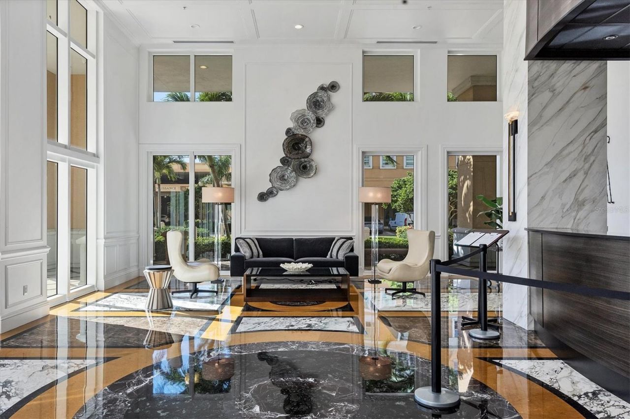 800 N Tamiami Trail, Unit 604, Sarasota, FL 34236 Photo