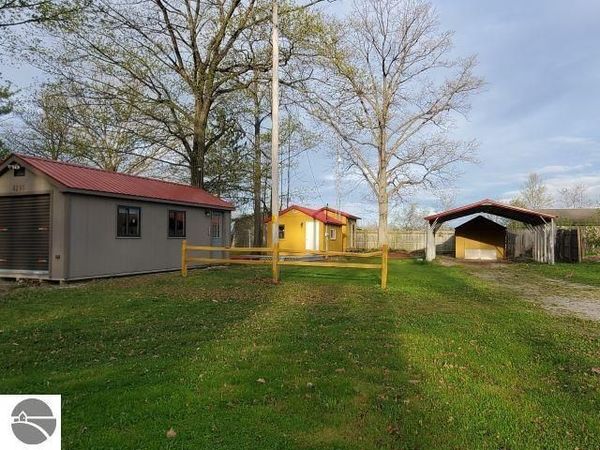 4290 Lake Drive S, Prescott, MI 48756
