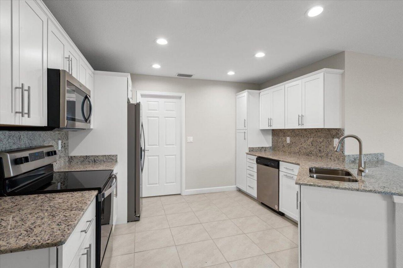 73 Las Casitas Court, Fort Pierce, FL 34951 Photo