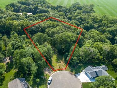 180 Woodland Drive, Henderson, MN 56044