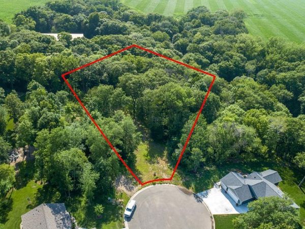 180 Woodland Drive, Henderson, MN 56044