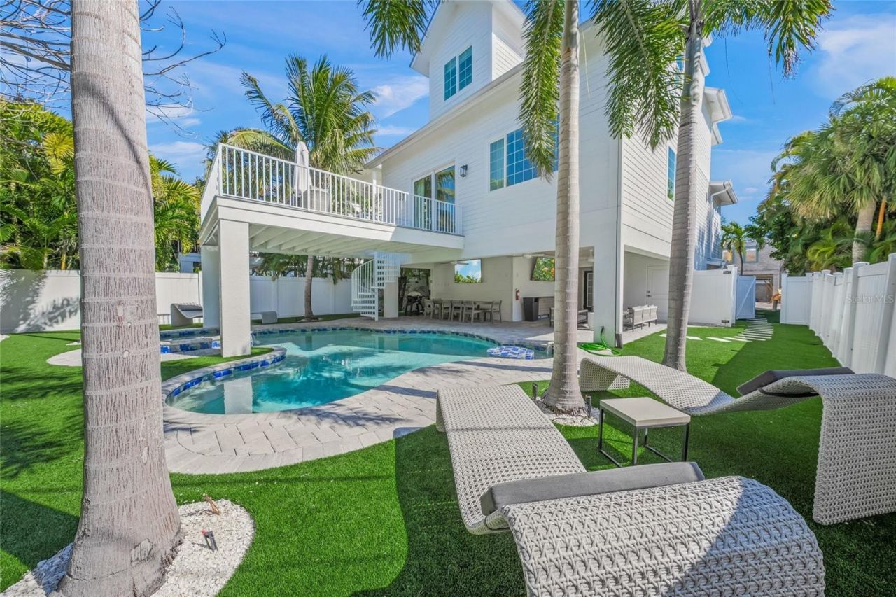 120 White Avenue, Anna Maria, FL 34216 Photo