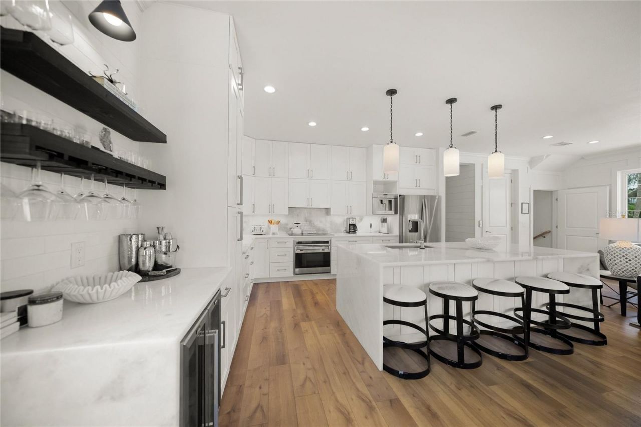 120 White Avenue, Anna Maria, FL 34216 Photo