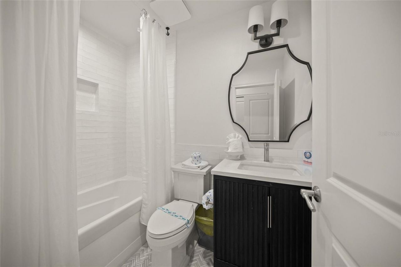 120 White Avenue, Anna Maria, FL 34216 Photo