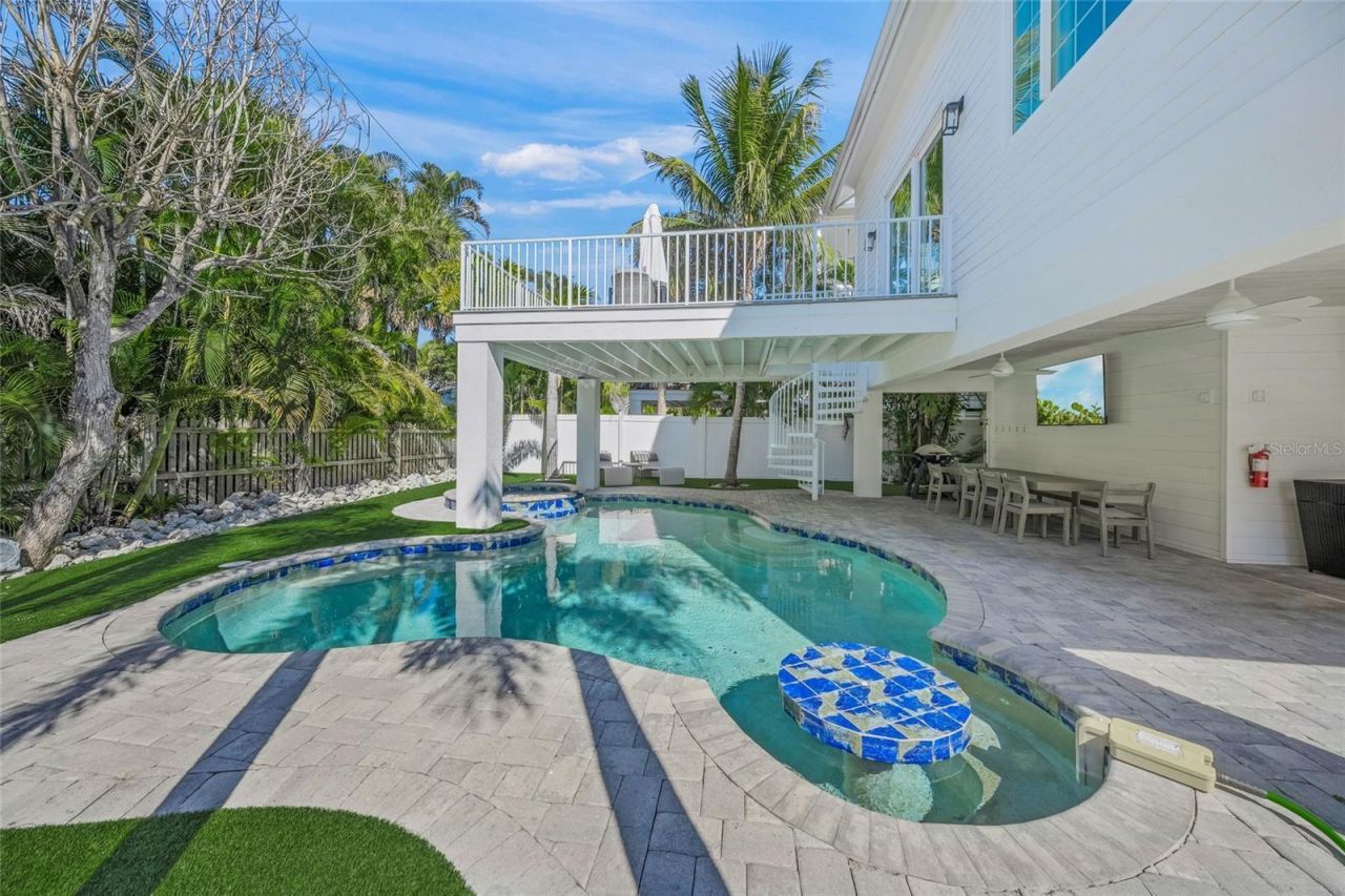 120 White Avenue, Anna Maria, FL 34216 Photo