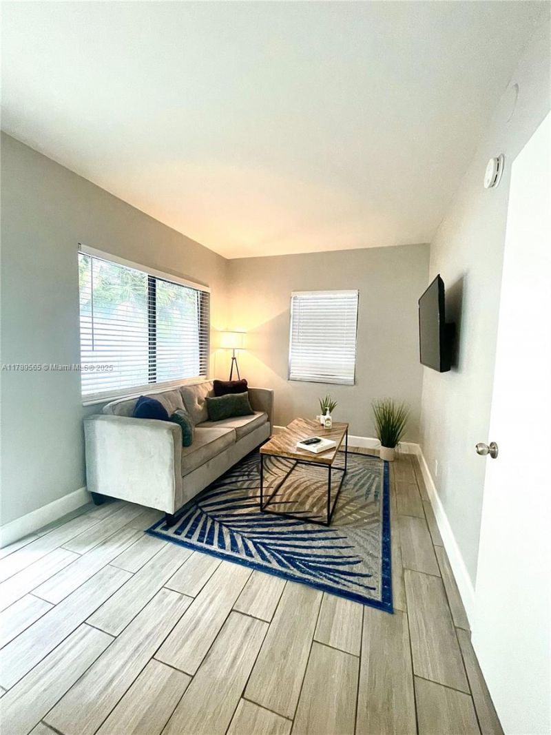 820 S Federal Hwy, Unit 3, Lake Worth, FL 33460 Photo