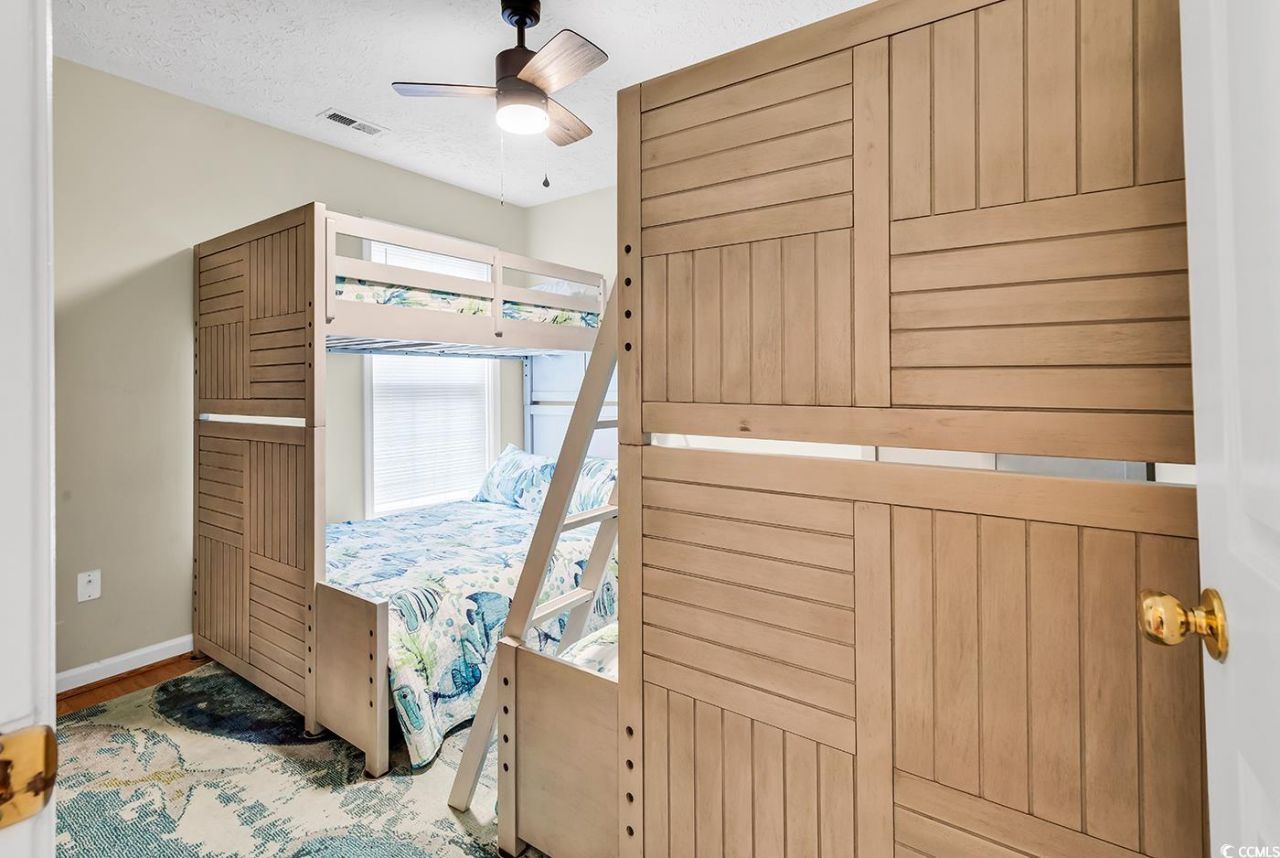 17 South Oak Dr. Photo 27