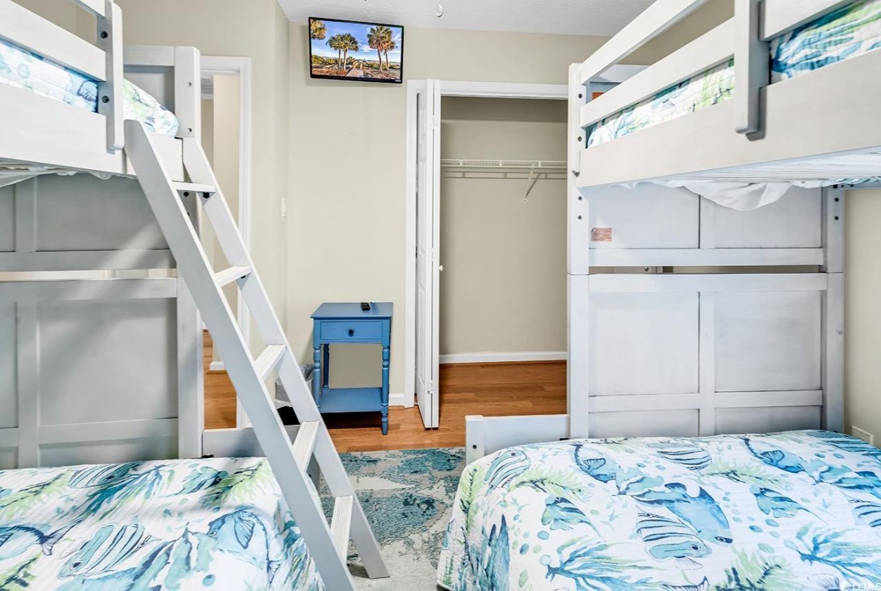 17 South Oak Dr. Photo 29