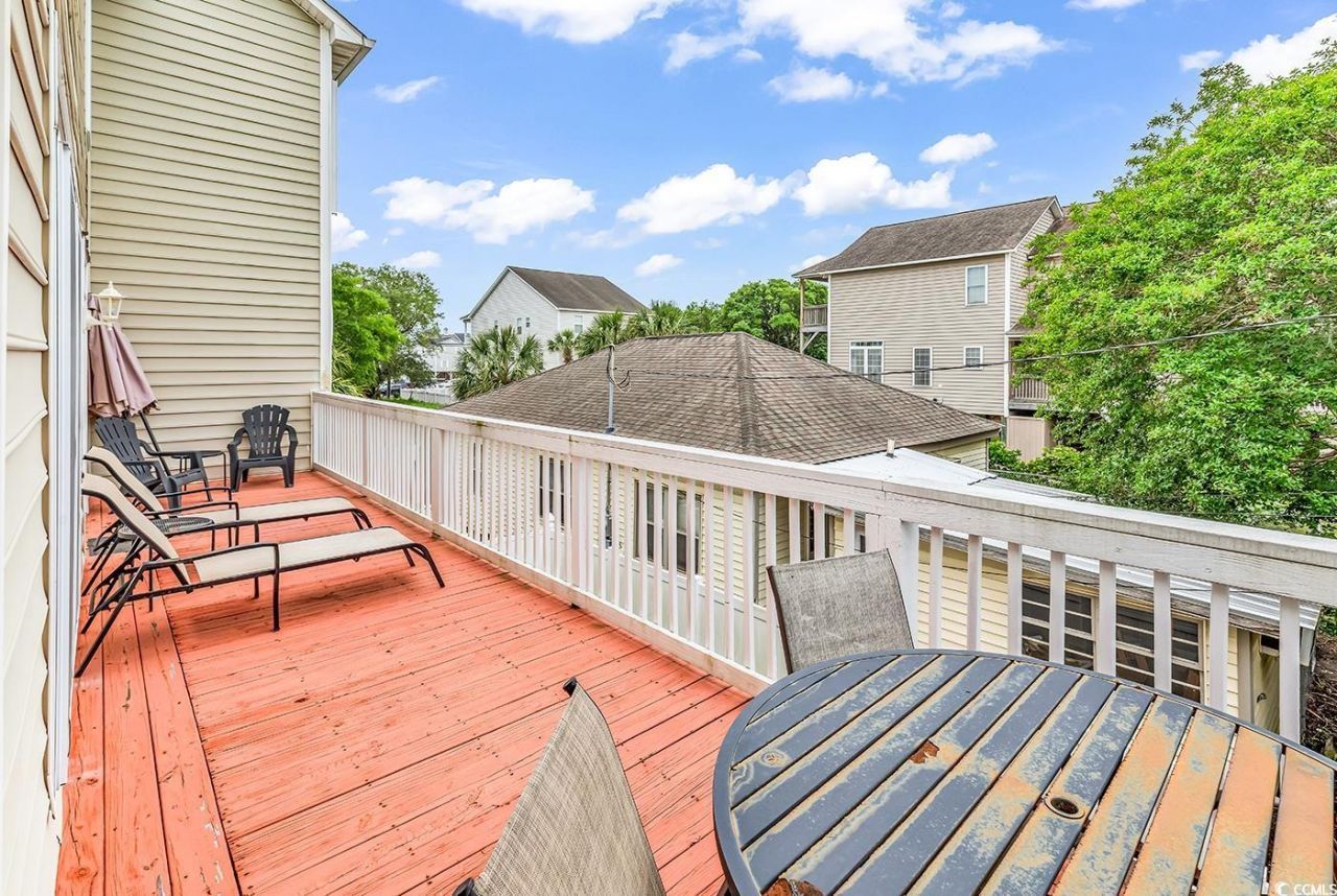 17 South Oak Dr. Photo 35