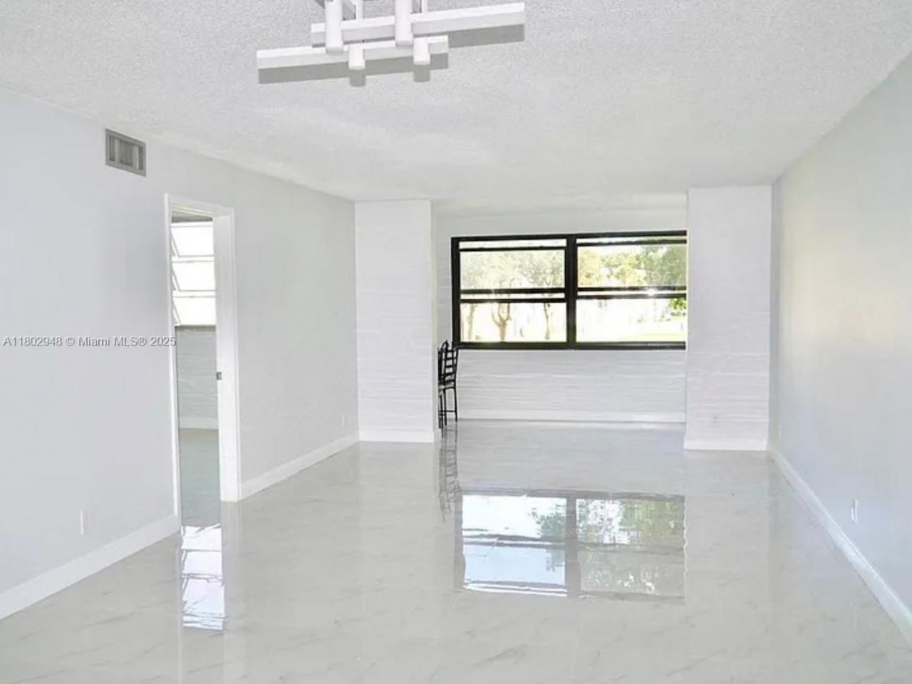 691 S Hollybrook Dr, Unit 208, Pembroke Pines, FL 33025 Photo