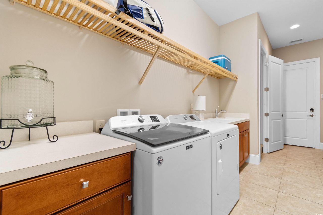 7253 Seville Dr. Photo 30