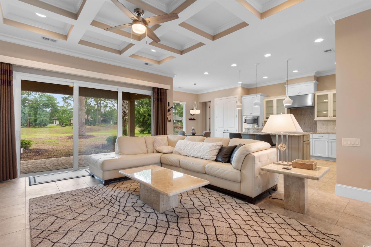 7253 Seville Dr. Photo 6