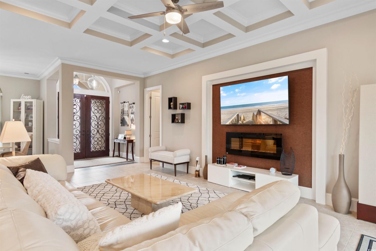 7253 Seville Dr. Photo 8