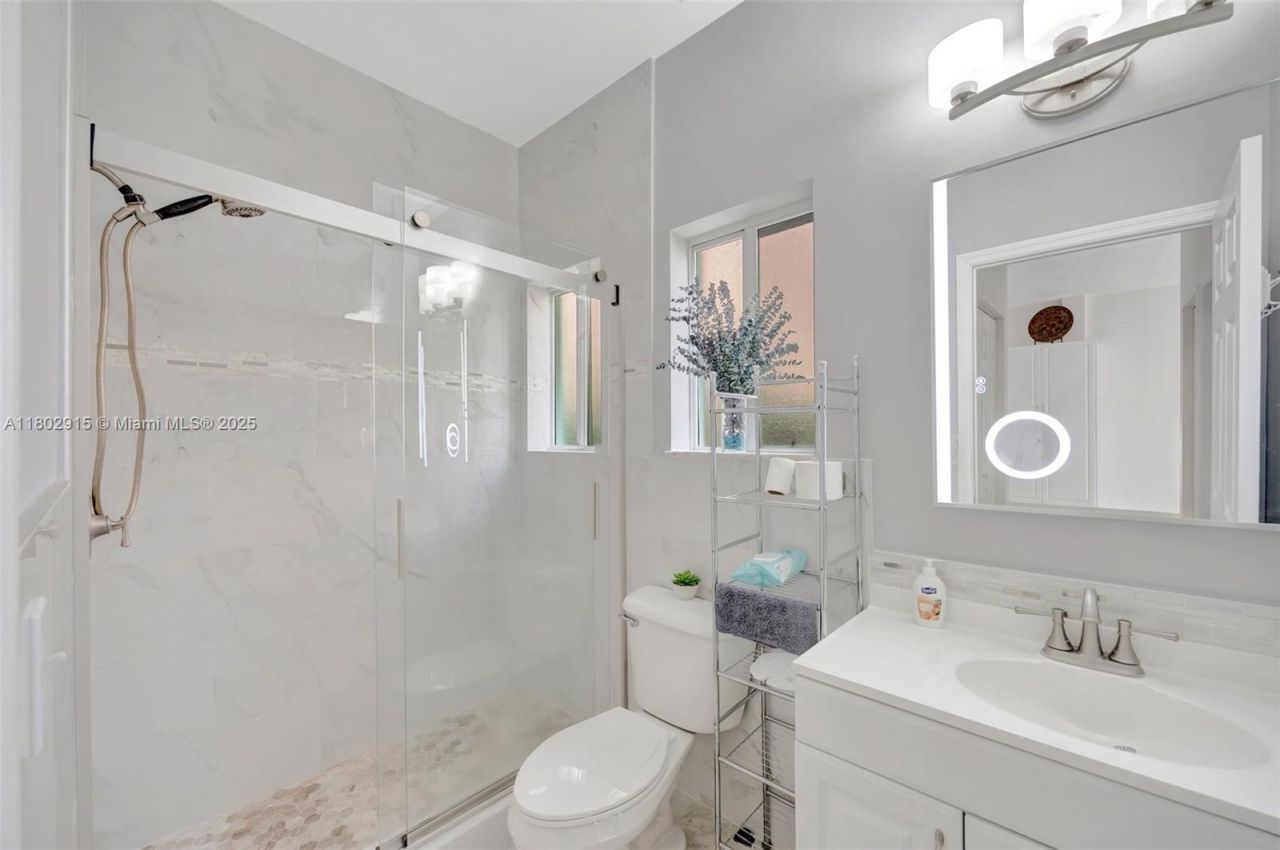 1130 NE 41st Ave, Homestead, FL 33033 Photo