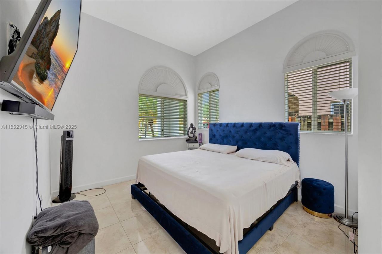 1130 NE 41st Ave, Homestead, FL 33033 Photo