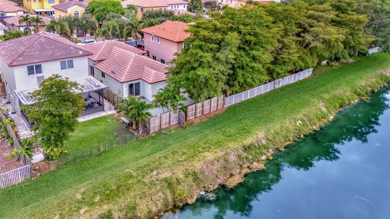 1130 NE 41st Ave, Homestead, FL 33033 Photo