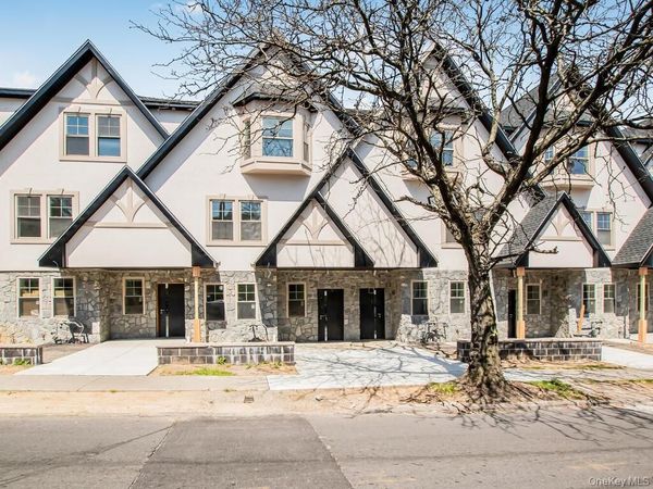 65 W 2nd Street, Unit 8, Mount Vernon, NY 10550