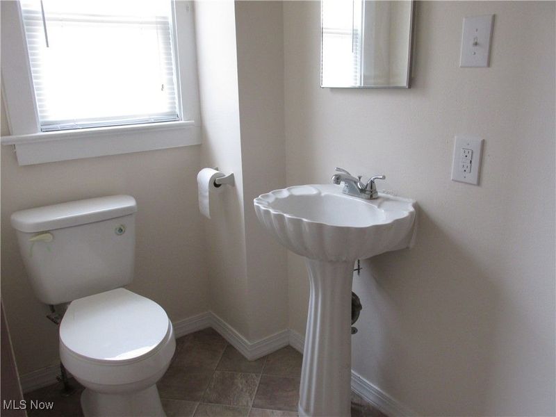 211 Clark St., Belmont, WV 26134 Photo 8