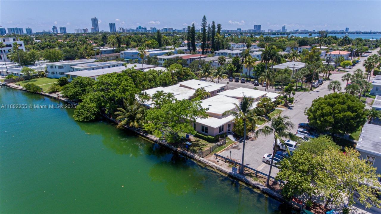 1795 Calais Dr, Miami Beach, FL 33141 Photo