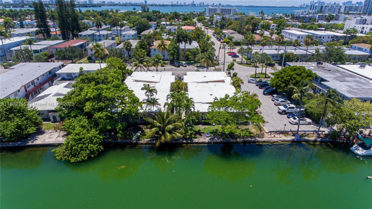 1795 Calais Dr, Miami Beach, FL 33141 Photo