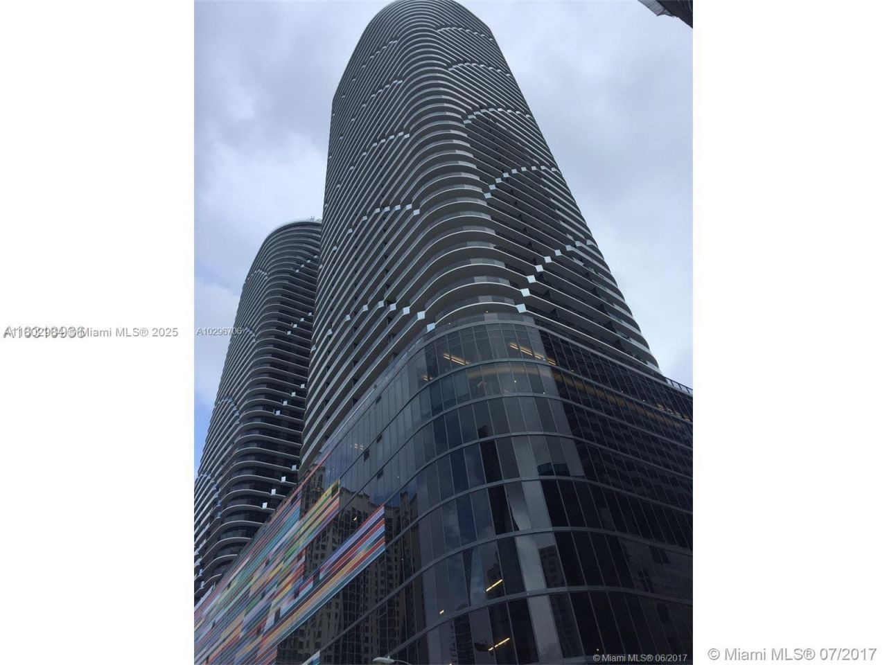 55 SW 9th St, Unit 3409, Miami, FL 33130 Photo