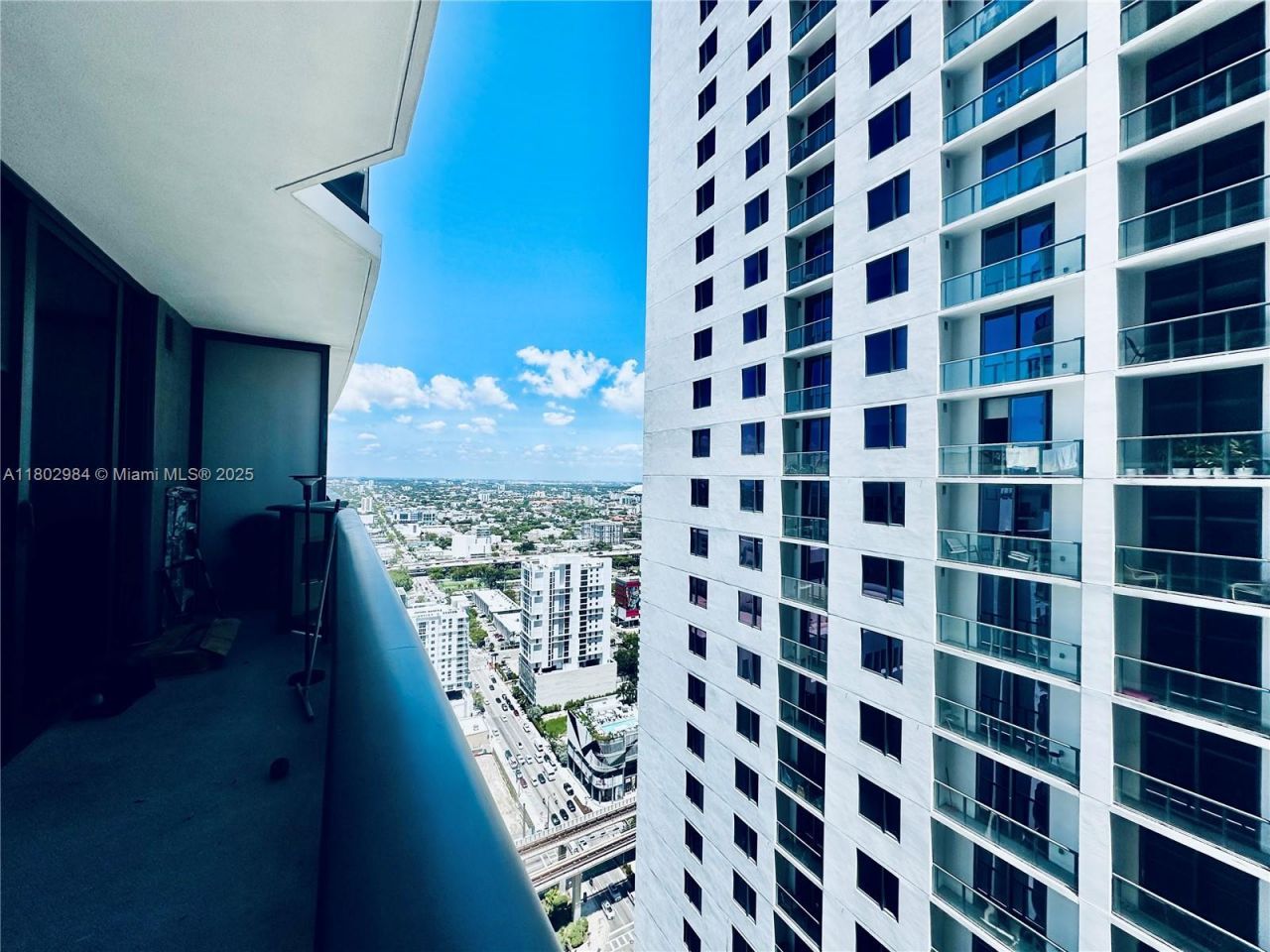 55 SW 9th St, Unit 3409, Miami, FL 33130 Photo