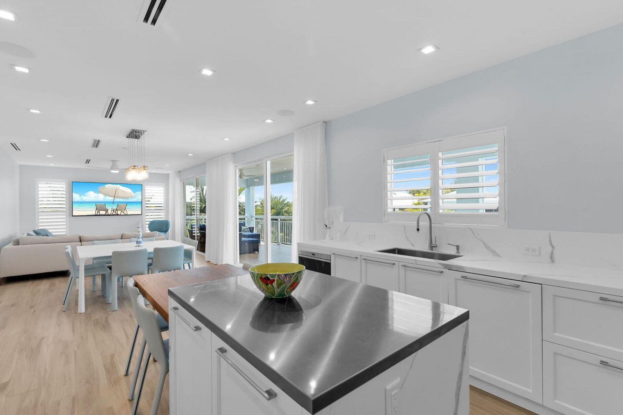 121 Lake Road, Islamorada, FL 33070 Photo