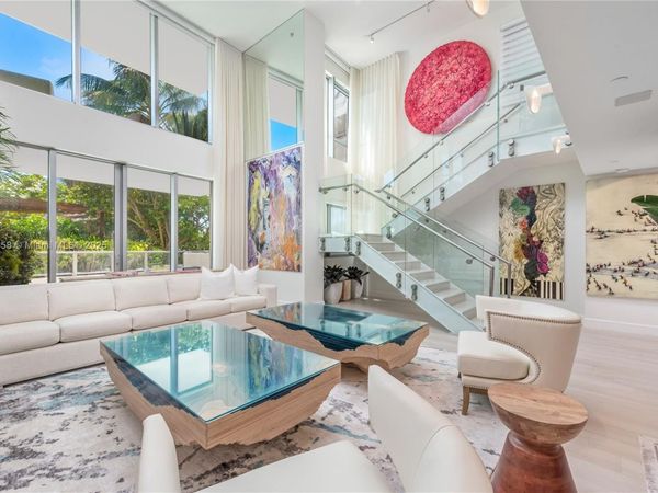 125 Ocean Dr, Unit U-0203, Miami Beach, FL 33139