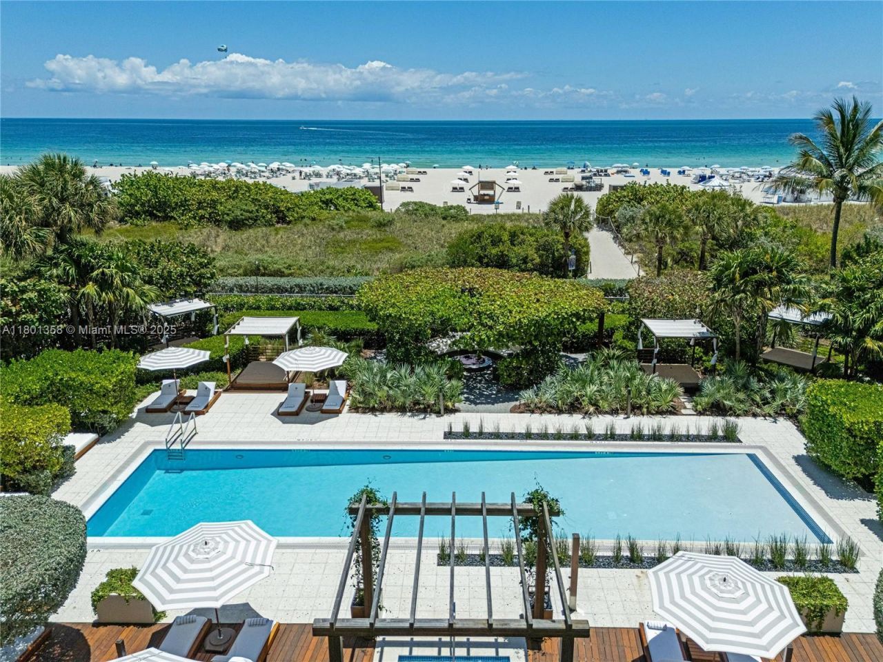 125 Ocean Dr, Unit U-0203, Miami Beach, FL 33139 Photo