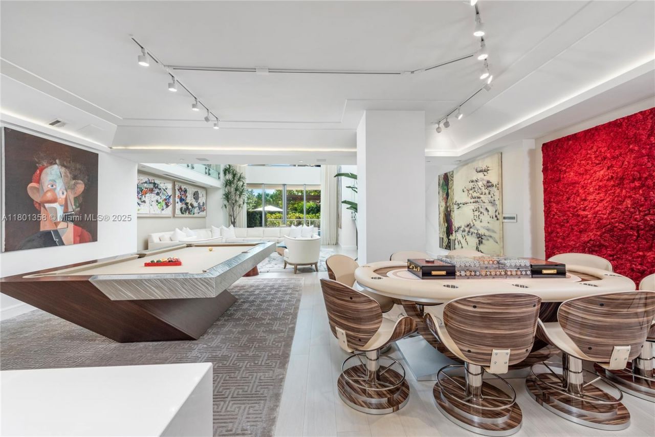 125 Ocean Dr, Unit U-0203, Miami Beach, FL 33139 Photo
