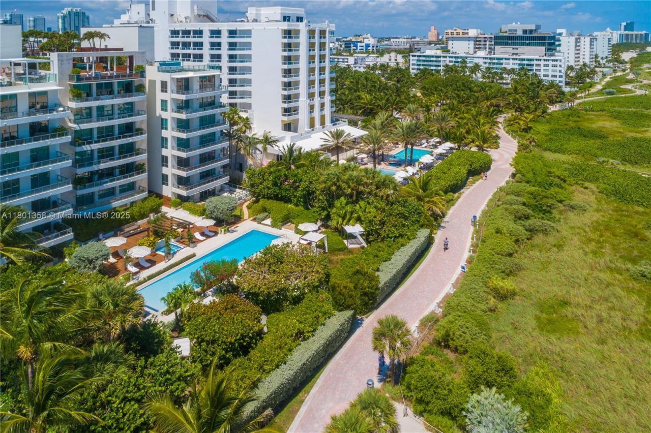 125 Ocean Dr, Unit U-0203, Miami Beach, FL 33139 Photo